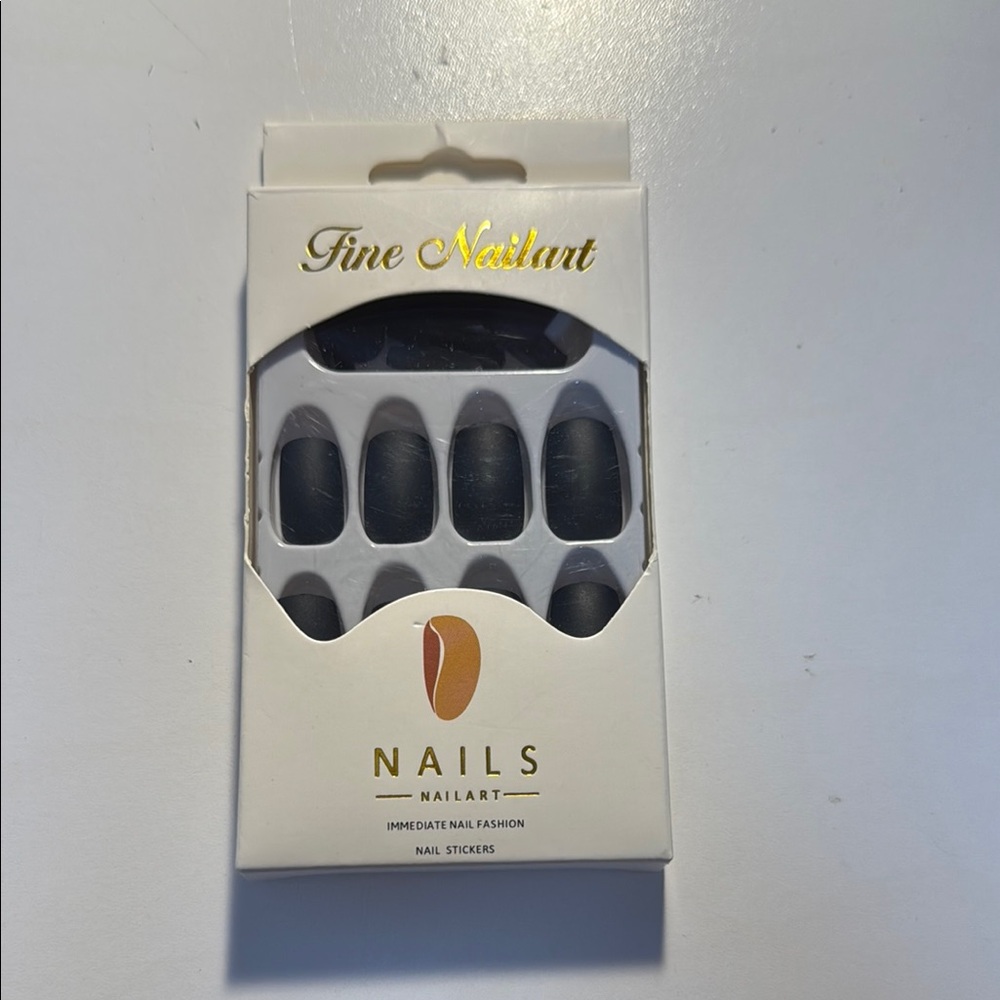 Fine Nailart Black Nails